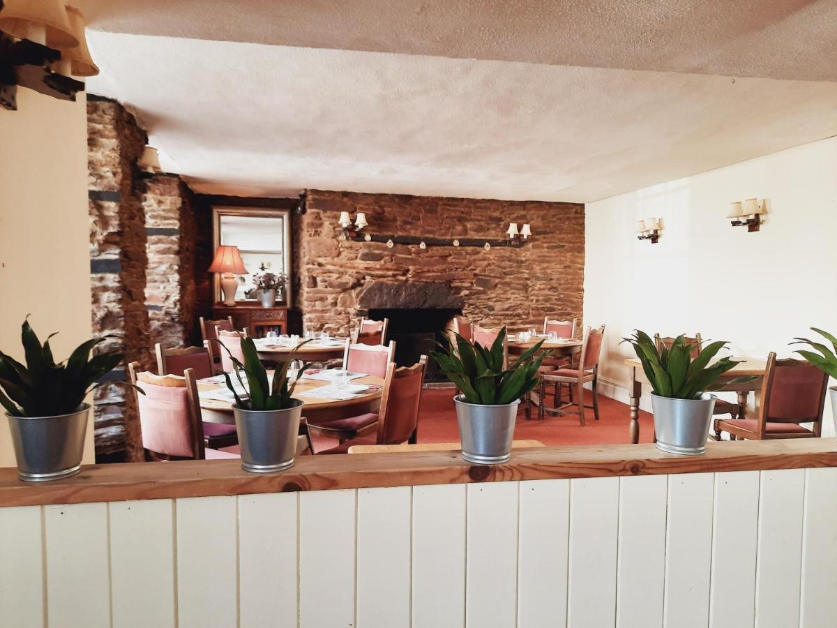 Lion Hotel Dulverton Extérieur photo