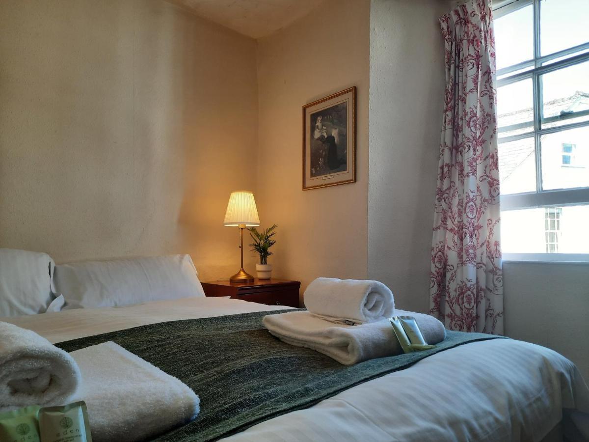 Lion Hotel Dulverton Extérieur photo
