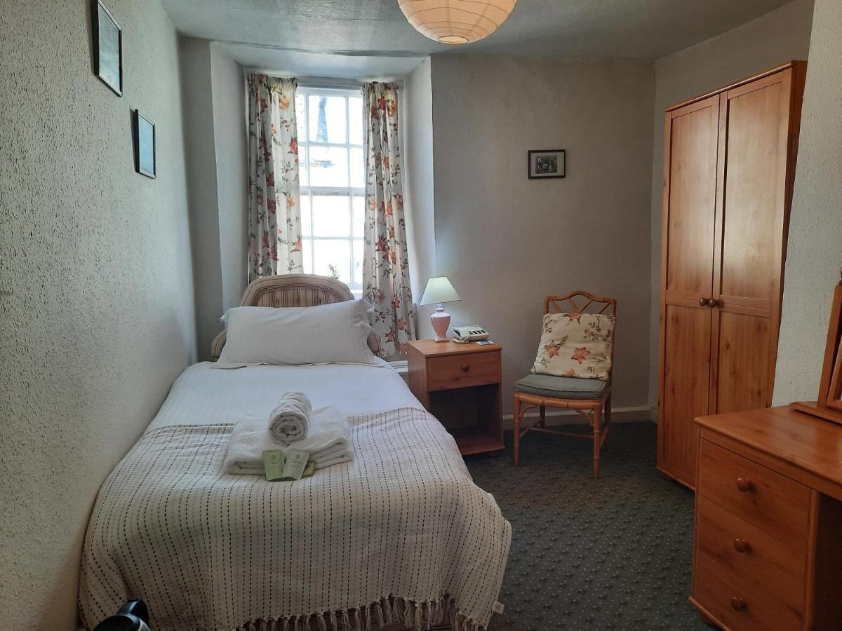 Lion Hotel Dulverton Extérieur photo