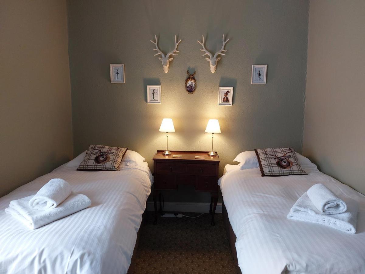 Lion Hotel Dulverton Extérieur photo