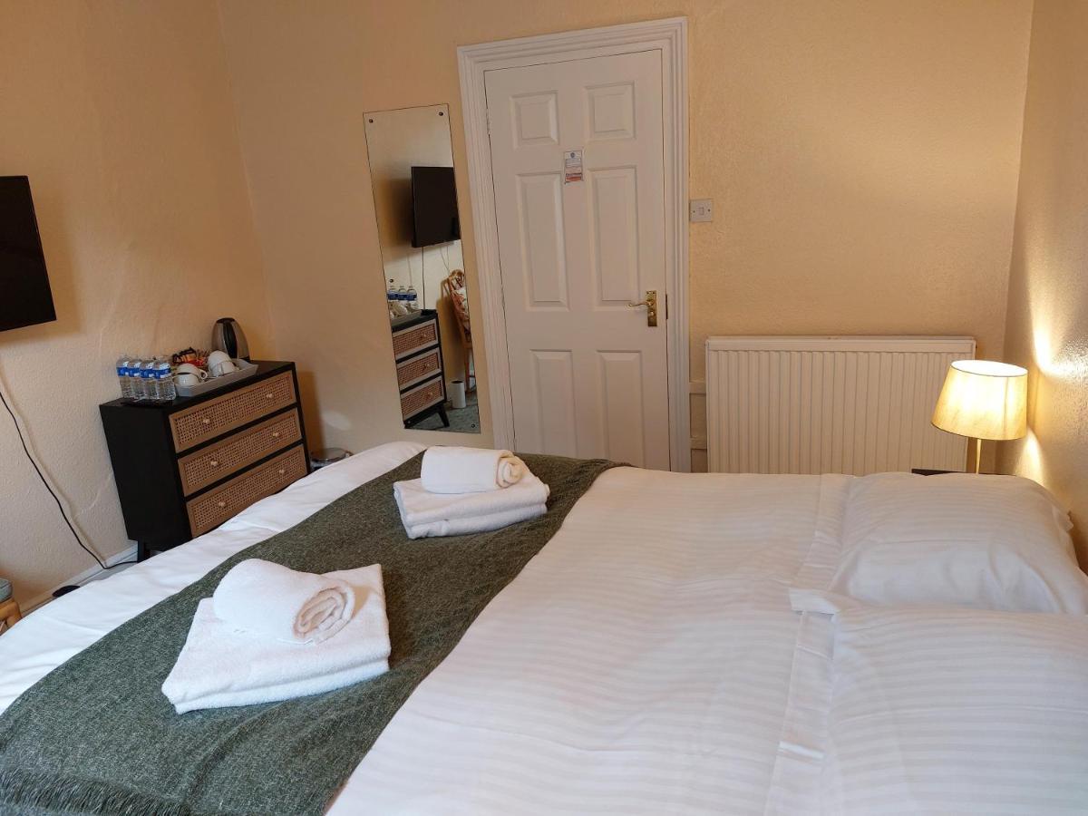 Lion Hotel Dulverton Extérieur photo